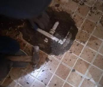 依安卫生间漏水维修公司为您分享下卫生间渗水如何处理及注意事项